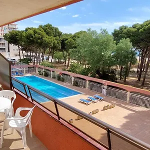 https://primera-lnea-y-vistas-al-mar-con-piscina-m.catalonia-hotels.com