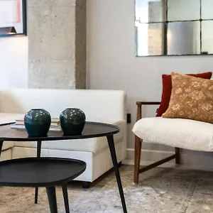 https://luxury-apartment-alcazaba.hotelsinnerja.org
